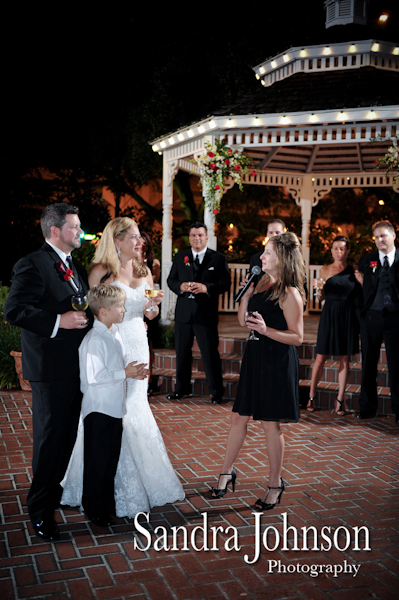 Best Courtyard Lake Lucerne wedding photographer - Sandra Johnson (SJFoto.com)